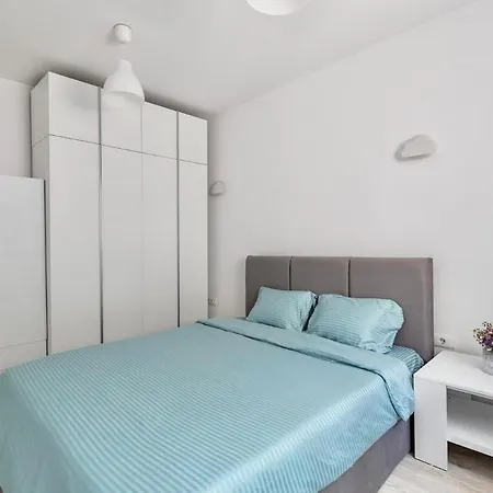 Quiet 1bed Flat With Free Parking דירה *
