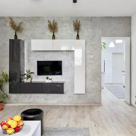 Quiet 1bed Flat With Free Parking Apartman *