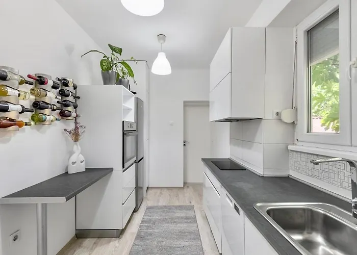 Daire Quiet 1bed Flat With Free Parking *